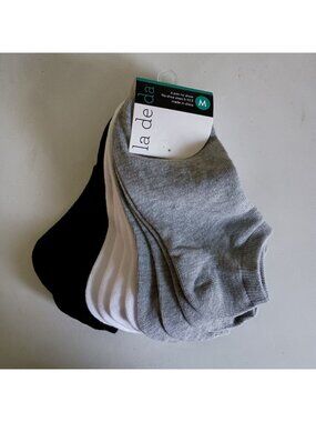 NWT Ladeda 6 pairs women’s no show socks gray/white/black (copy)